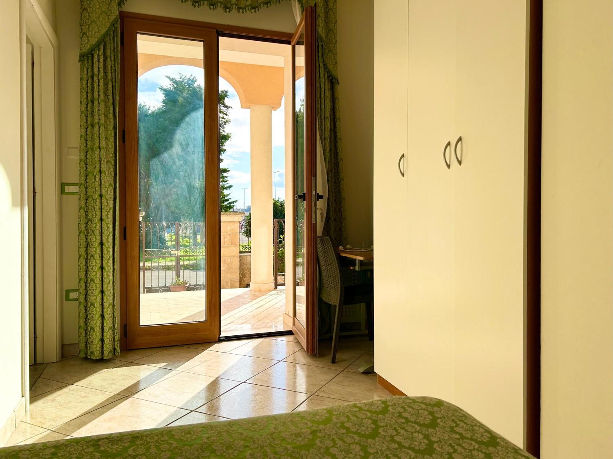 Hotel Costa Caffe Salve Exterior photo
